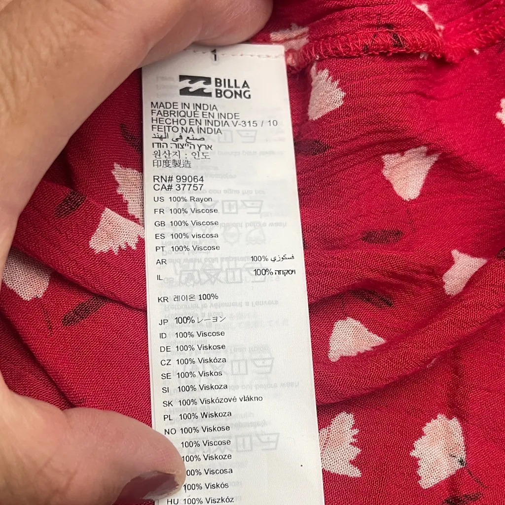 Billabong Red Patterned Blouse flared half open sleeves size M - Image 11