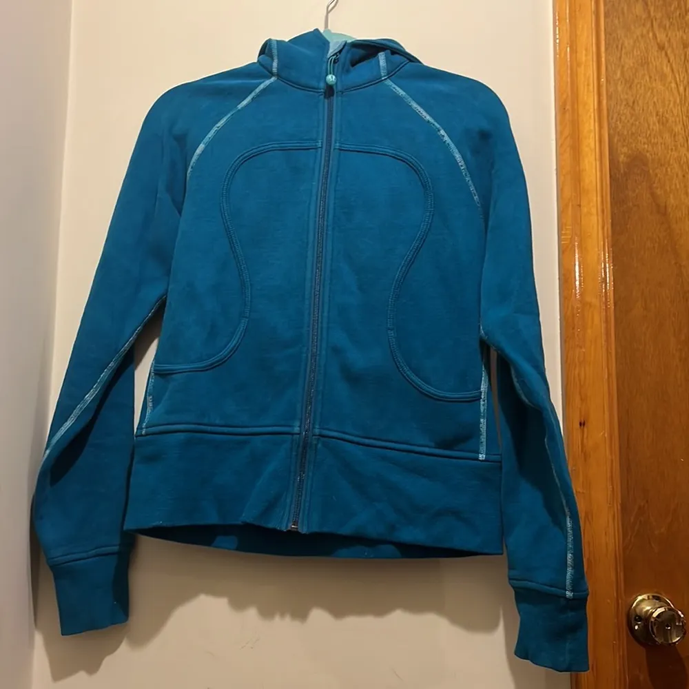 Lululemon Scuba Hoodie Snorkel Blue Size 8 - Image 6