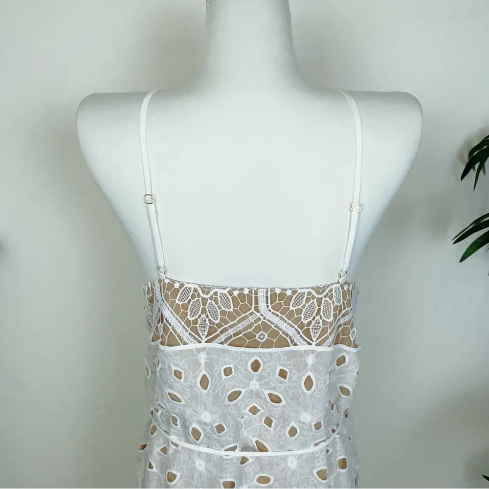 Elliatt Affluence Oversize Maxi Dress in Ivory -Bump Friendly - Image 6