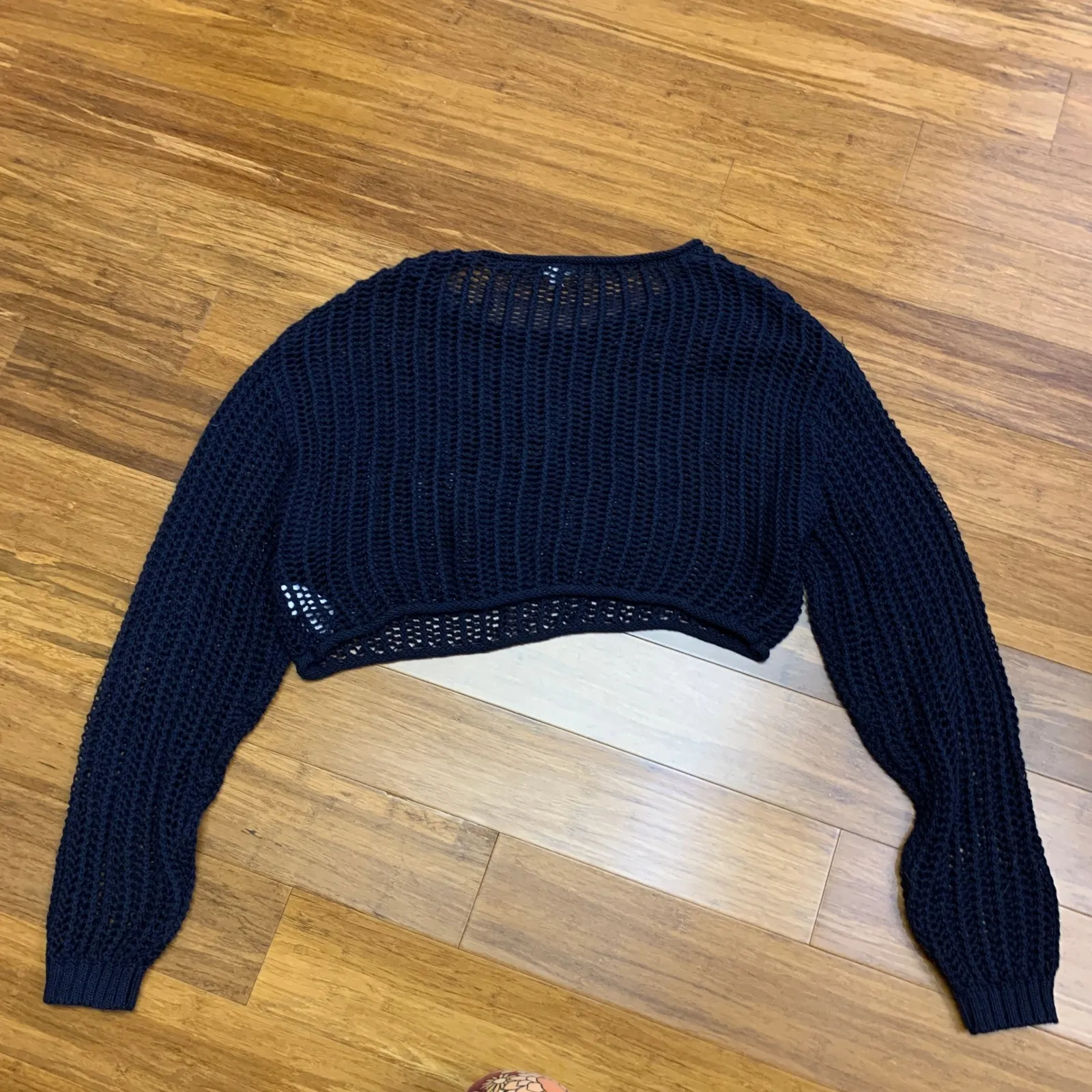 Garage Womens Size XS Navy Blue Open Crochet Knit Long Sleeve Cropped Sweater‎ - Image 4