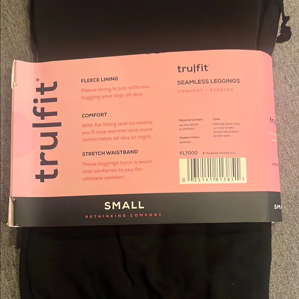 NWT Tru Fit Black Seamless Leggings - Image 3