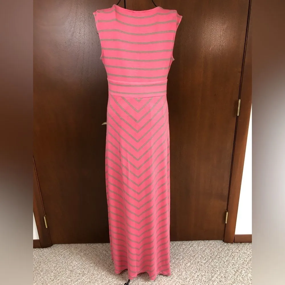 Apt. 9 V-Neck Maxi Dress in Pink and Gray - Image 4
