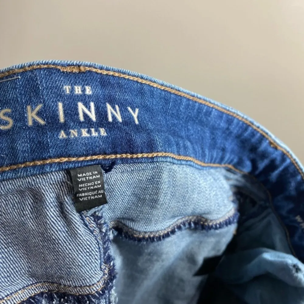 White House Black Market size 4 skinny ankle jean side zip - Image 12