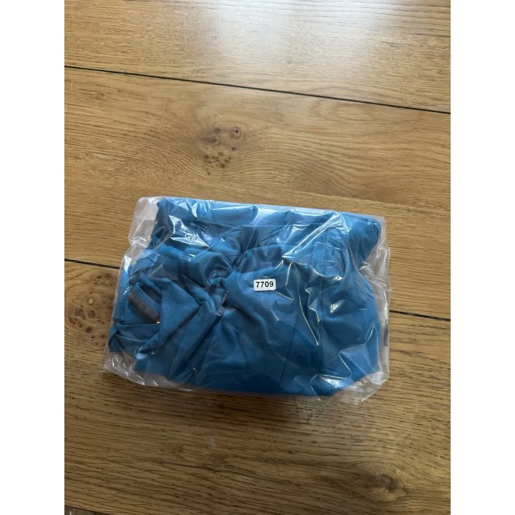 Eddie Bauer Women Shirt Size Medium Classic V Neck Preppy Lightweight Outdoor - Image 14