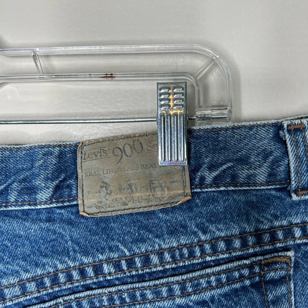 VINTAGE LEVIS 900 SERIES straight leg Tapered Leg relaxed fit mom JEANS 24 - Image 3