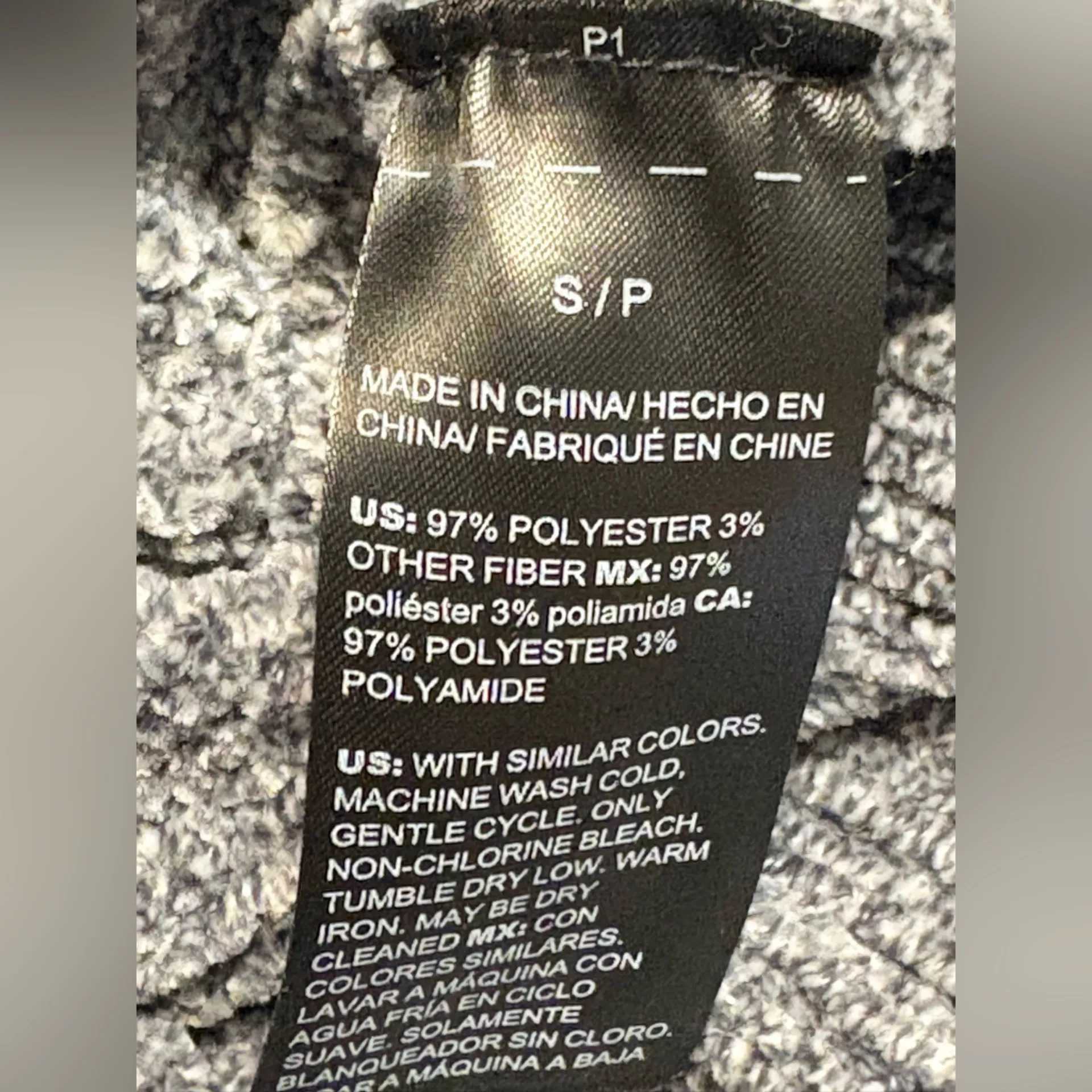 White House Black Market - NWT off-the-shoulder chenille sweater. Size Small - Image 7