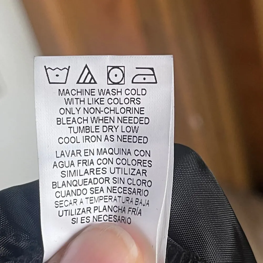 Briggs New York Women's Black Cropped Pull On Pants Size 10S. NEW - Image 9