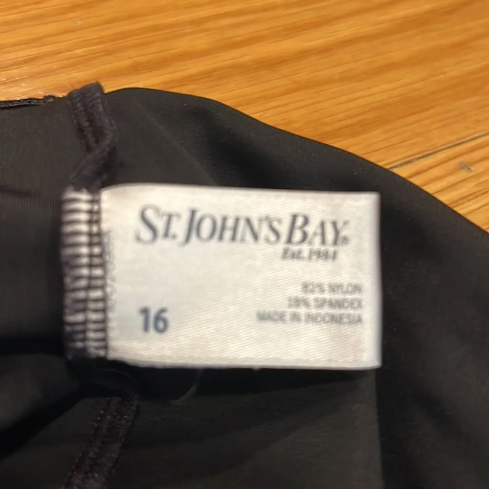 𝅺ST. John’s Bay Black  swim skirt size 16. - Image 5
