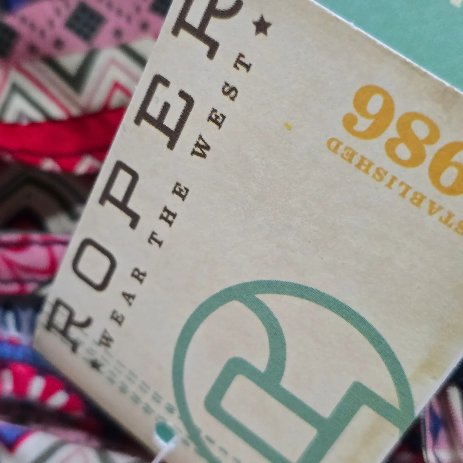 Roper Women's Tank Top Blue Red Cream Aztec Print Sleeveless Blouse Large - Image 7