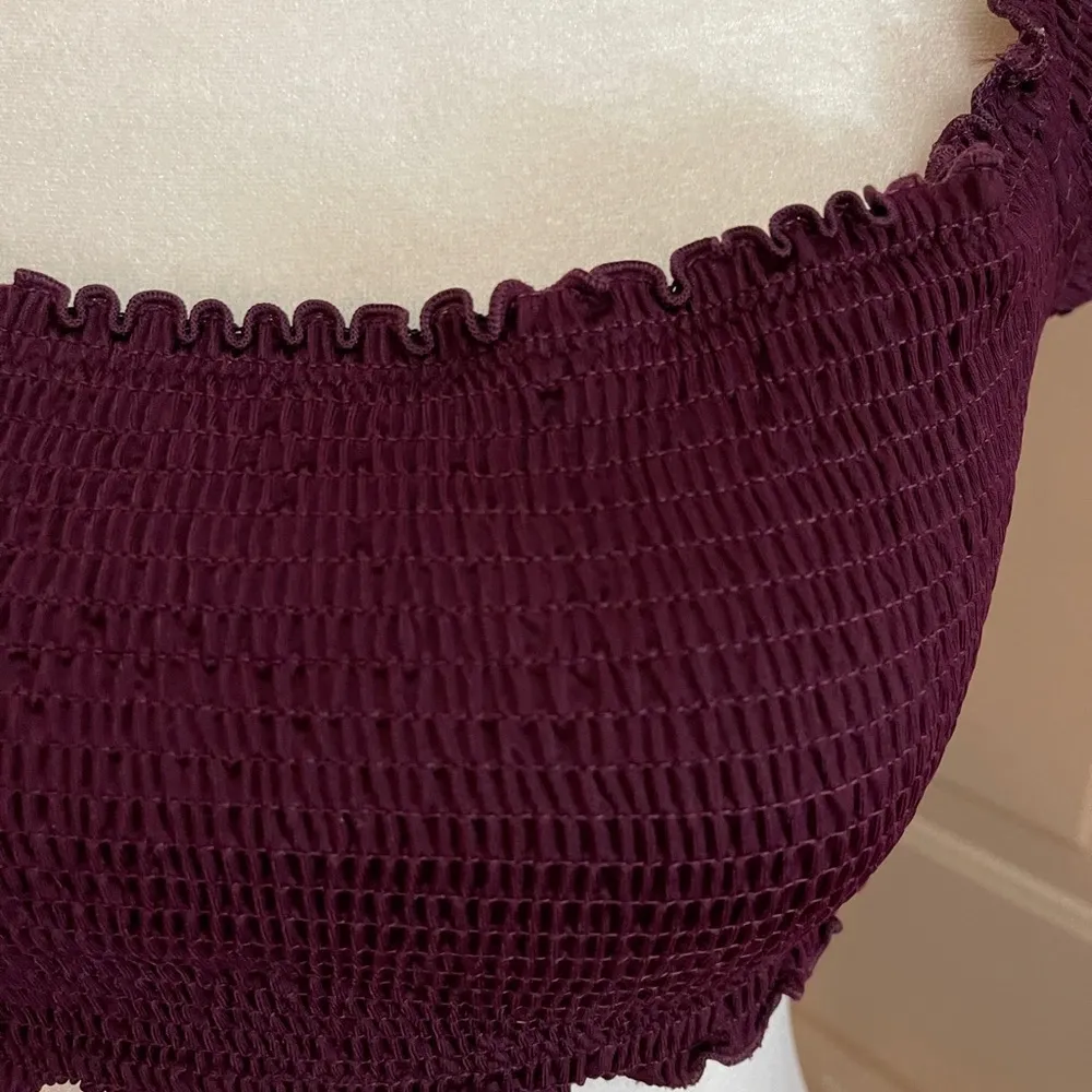 Pink by Victoria’s Secret deep purple ruched cap sleeve cropped top Size S. - Image 3