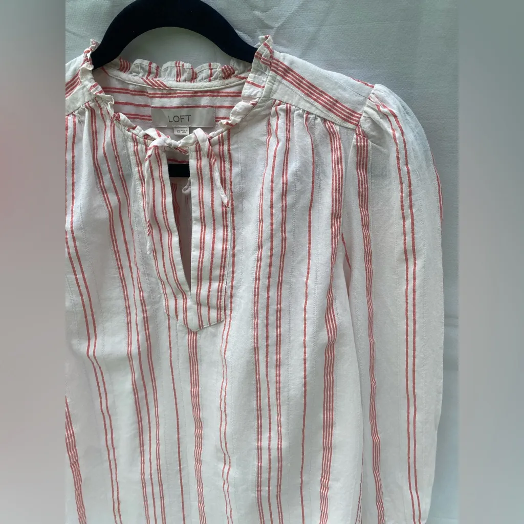 EUC Loft 100% Cotton Seersucker Stripe Blouse Red Off-White XS - Image 4