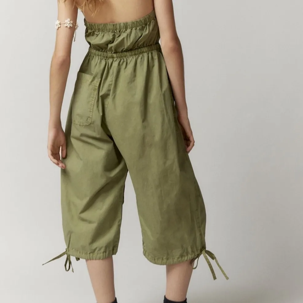 NWT Green BDG Frankie Utility Cropped Jumpsuit Size XS - Image 5