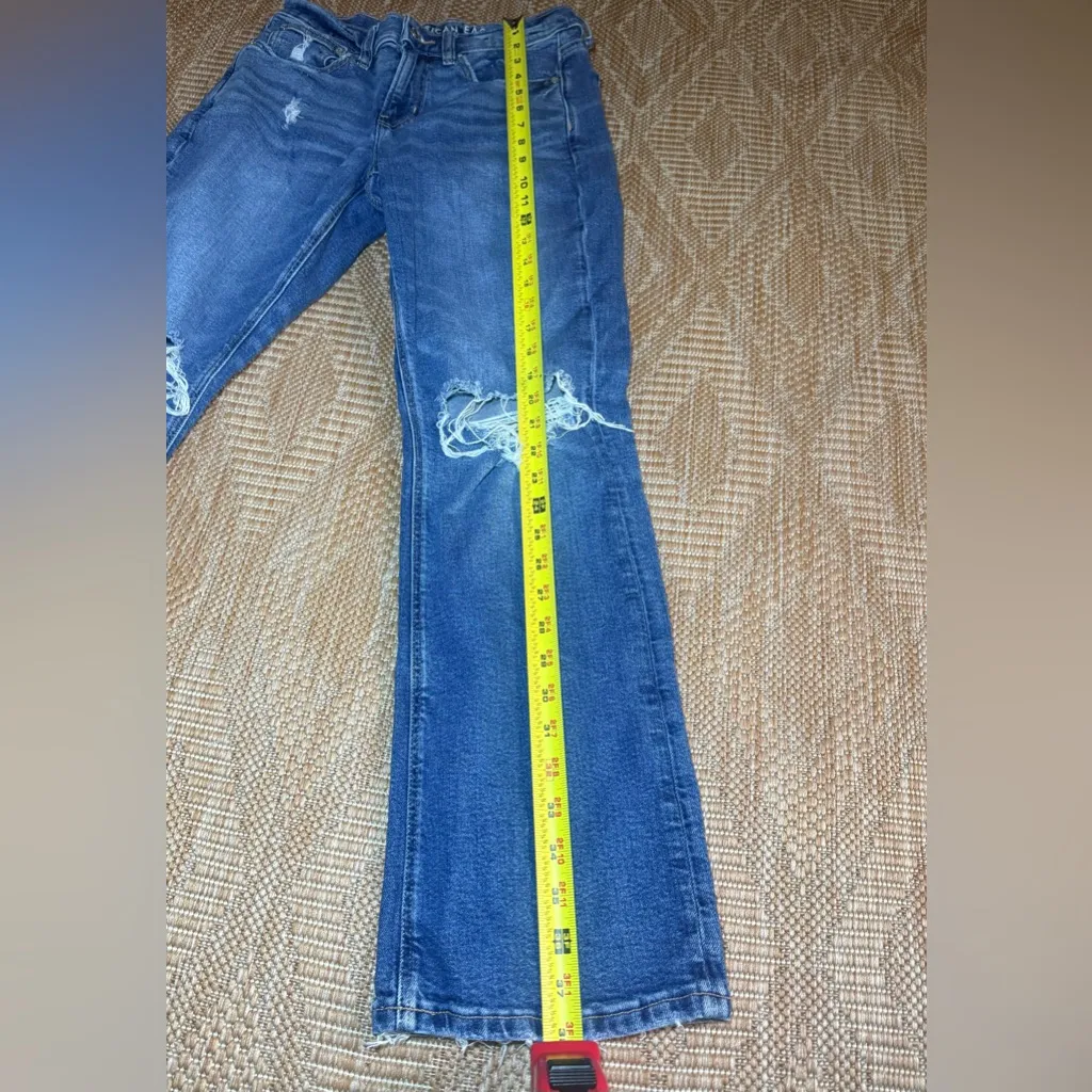 American Eagle Medium Wash 90's Bootcut Denim Jeans,Ripped,Women's Size 4 Short - Image 6