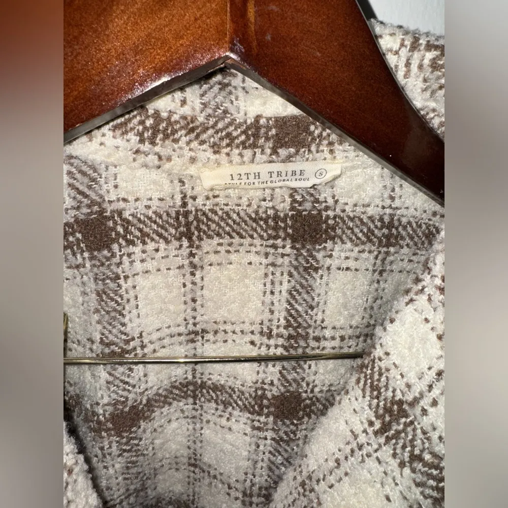 12th Tribe Beige Plaid Textured Jacket - Image 5