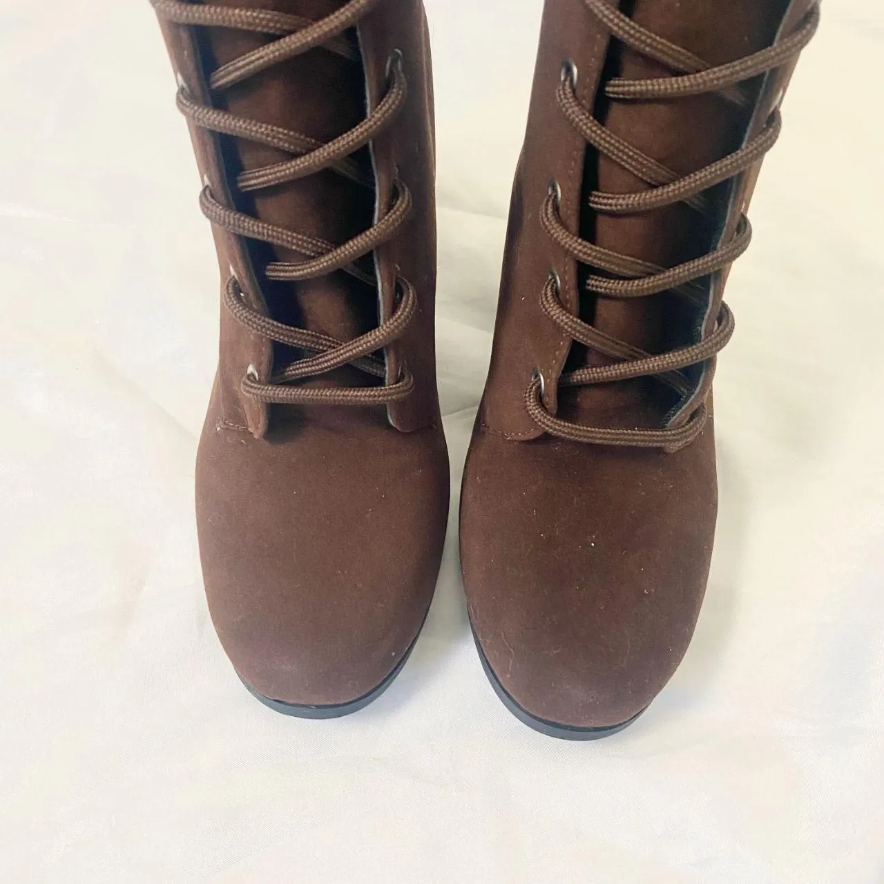 NEW Dark Brown Faux Suede Renaissance Fair Witchy Wench Lace Up Boots US 5 - Image 3