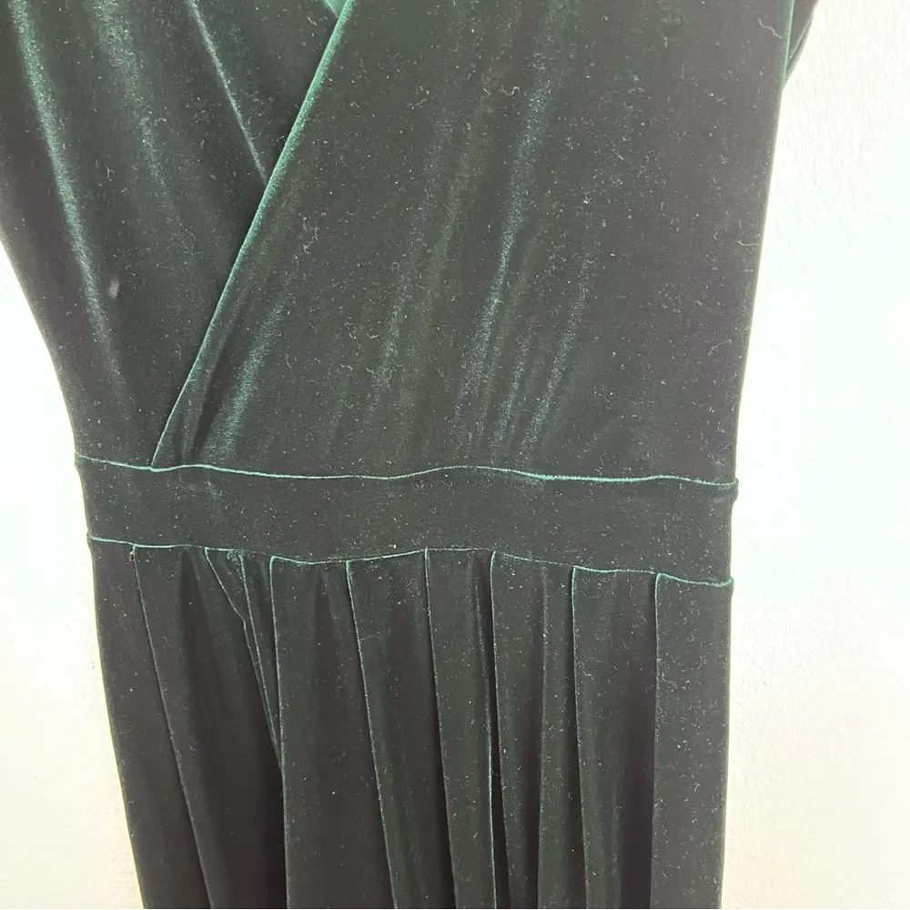 DESIR COUTURE Emerald Green Velvet Side Split Pleated Waist Maxi Dress Small - Image 8