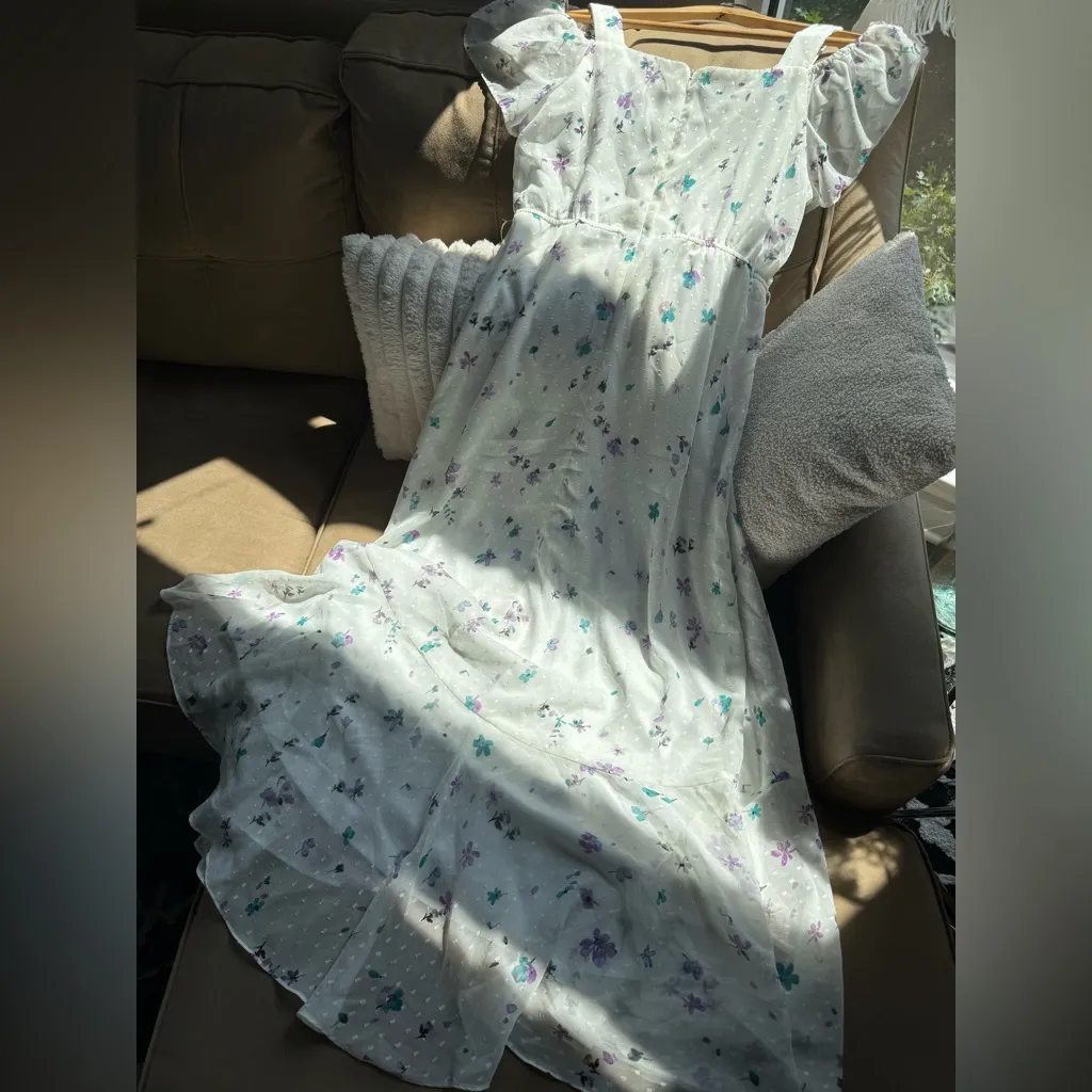 Floral White Maxi Dress Size 6 - Image 3