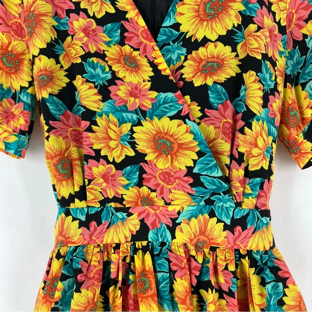 DRAMA Multicolor‎ Floral Print Surplice V Neck Pleated Fit & Flare Dress Yellow Size undefined - Image 10