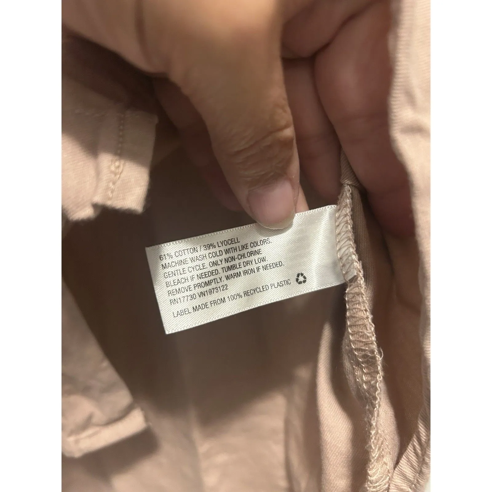 Women’s Universal Thread Soft Pink Oversized Fit Button Down Shirt Size Large - Image 4