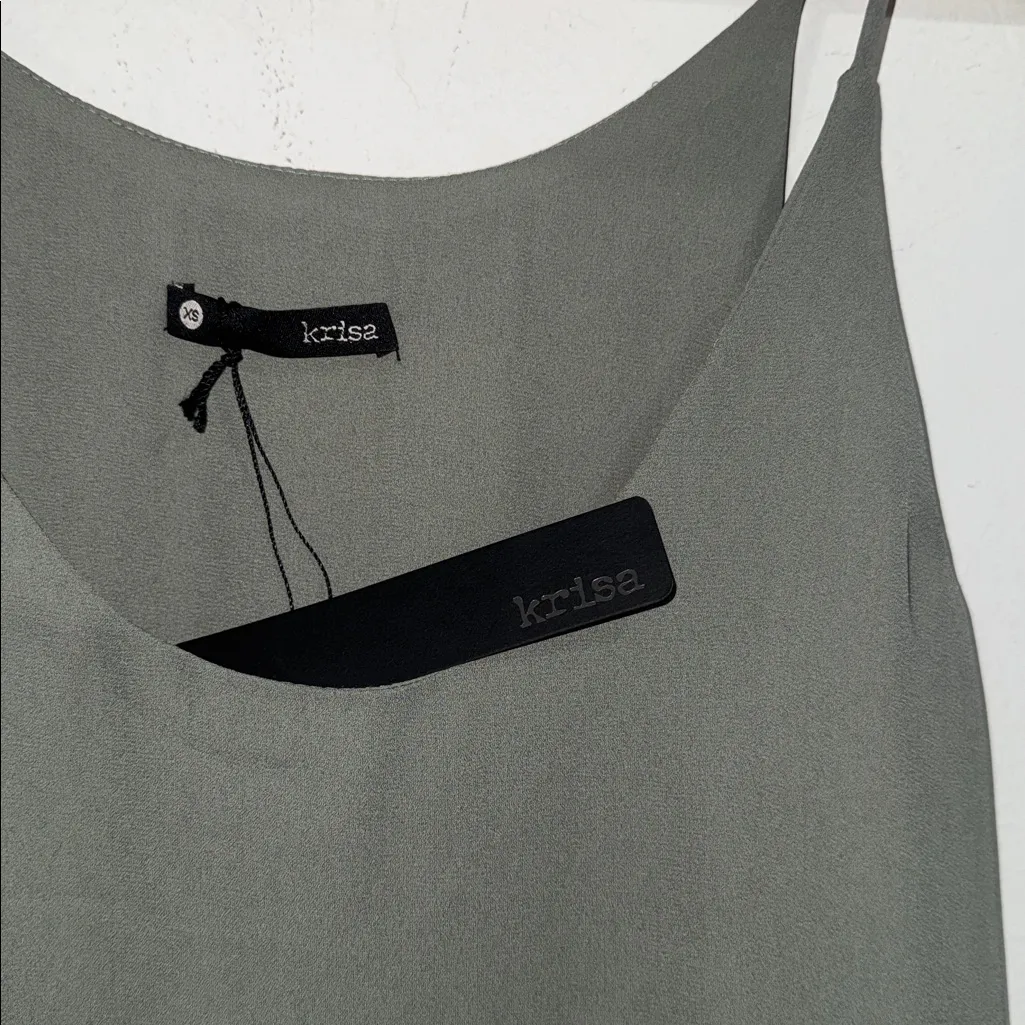 Krisa Revolve blouse double shirt top XS NEW moss green polyester - Image 2