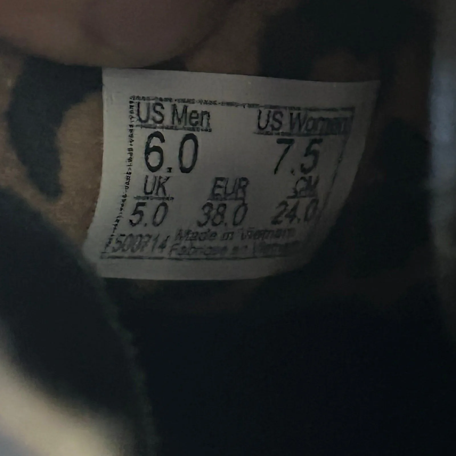 VANS MTE sk8-hi top insulated waterproof black suede animal print boots 7.5 new - Image 3