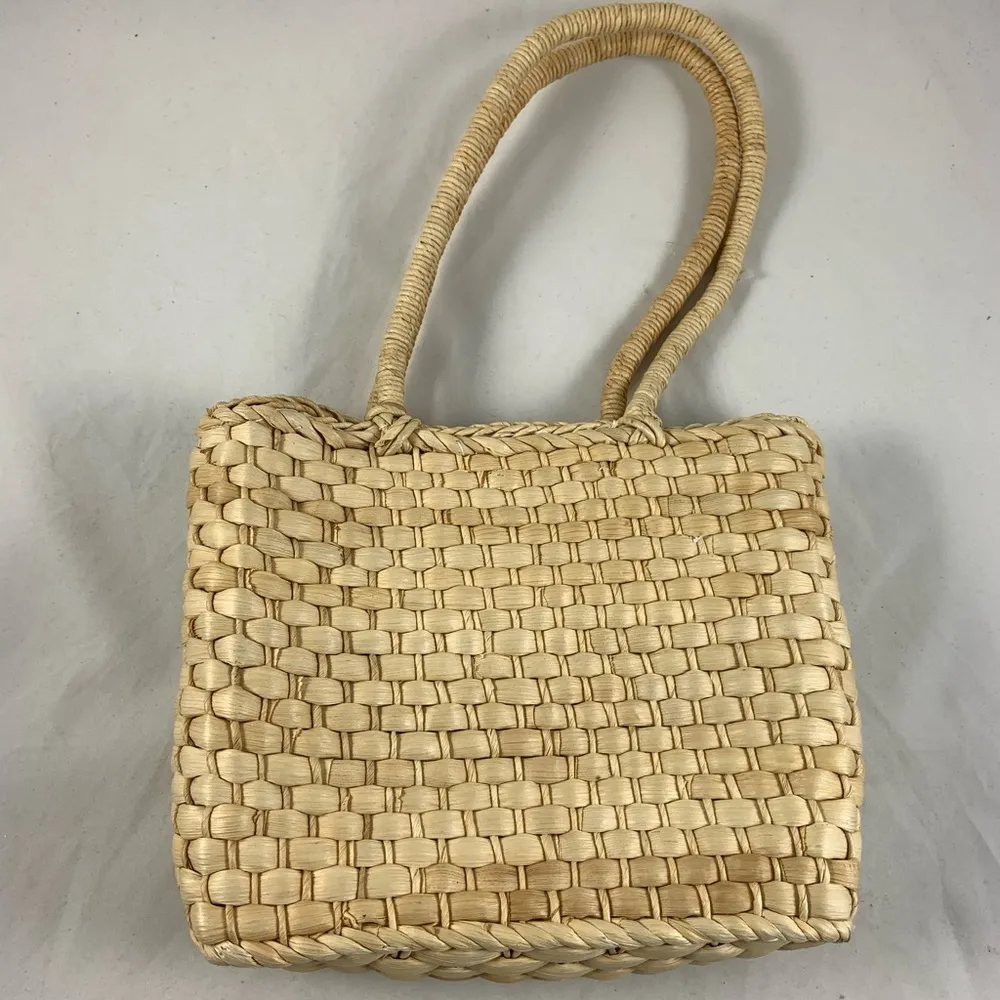 Vintage Basket Weave Floral Tote - Image 3