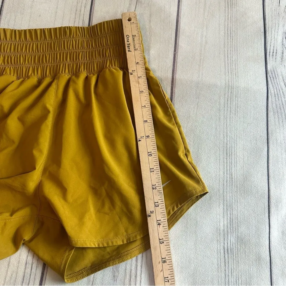 Nike Women’s High-Waisted Running Gym Shorts Size XS Mustard/Gold Lined - Image 9