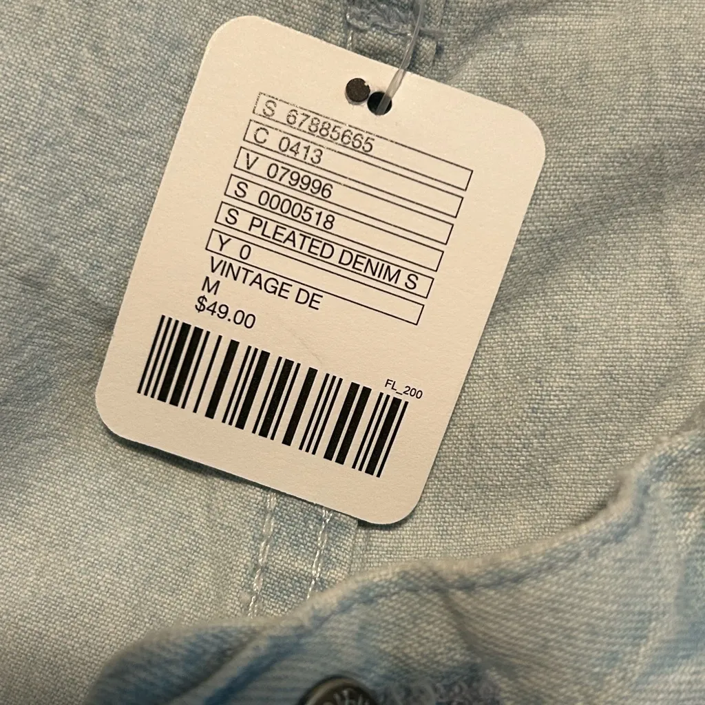 Urban Renewal Blue Cargo Shorts Relaxed Fit - Image 4