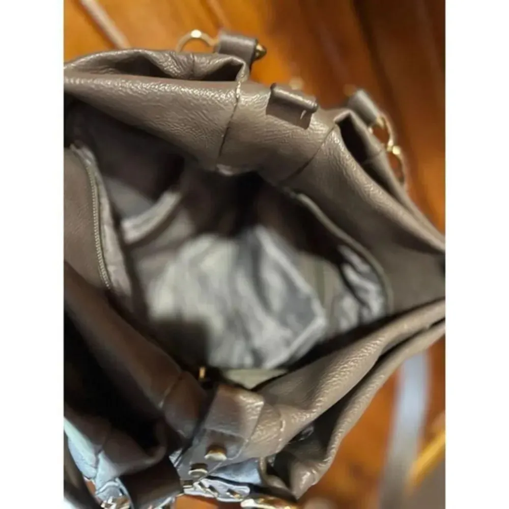 Classic Black Rivet Shoulder Bag with Studded‎ Details - Image 5