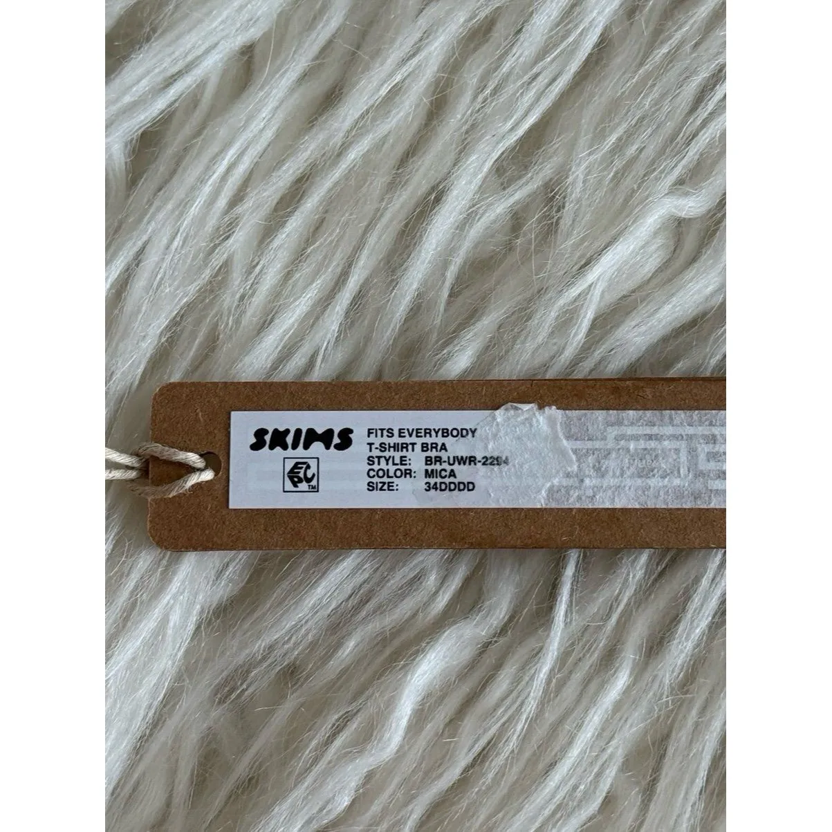 Skims Fits Everybody T-shirt Bra Mica Size 34DDDD - Image 8