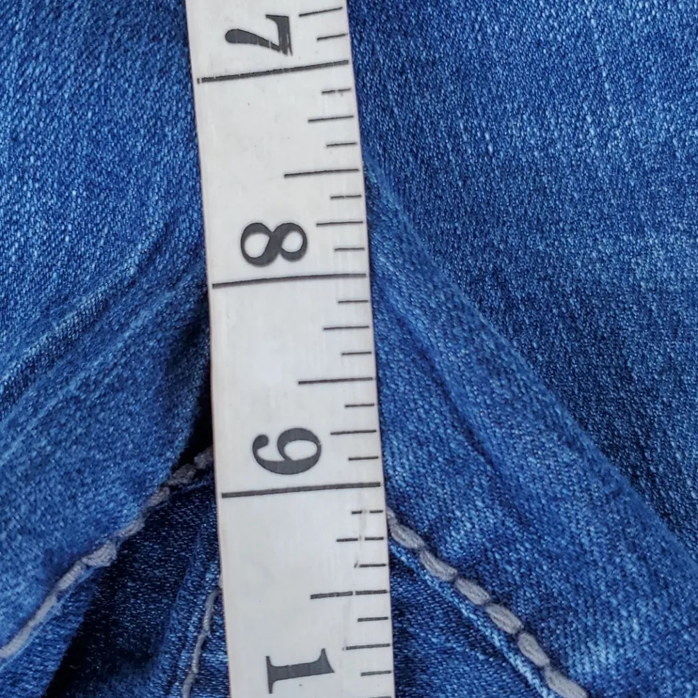 Nine West boot cut jeans size 8 - Image 5