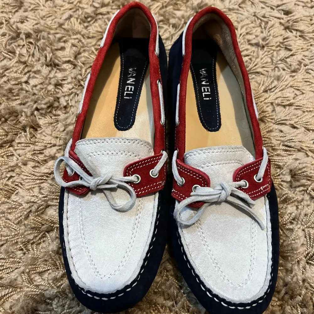 Vaneli red white and blue driving loafers EUC sz 9 - Image 3