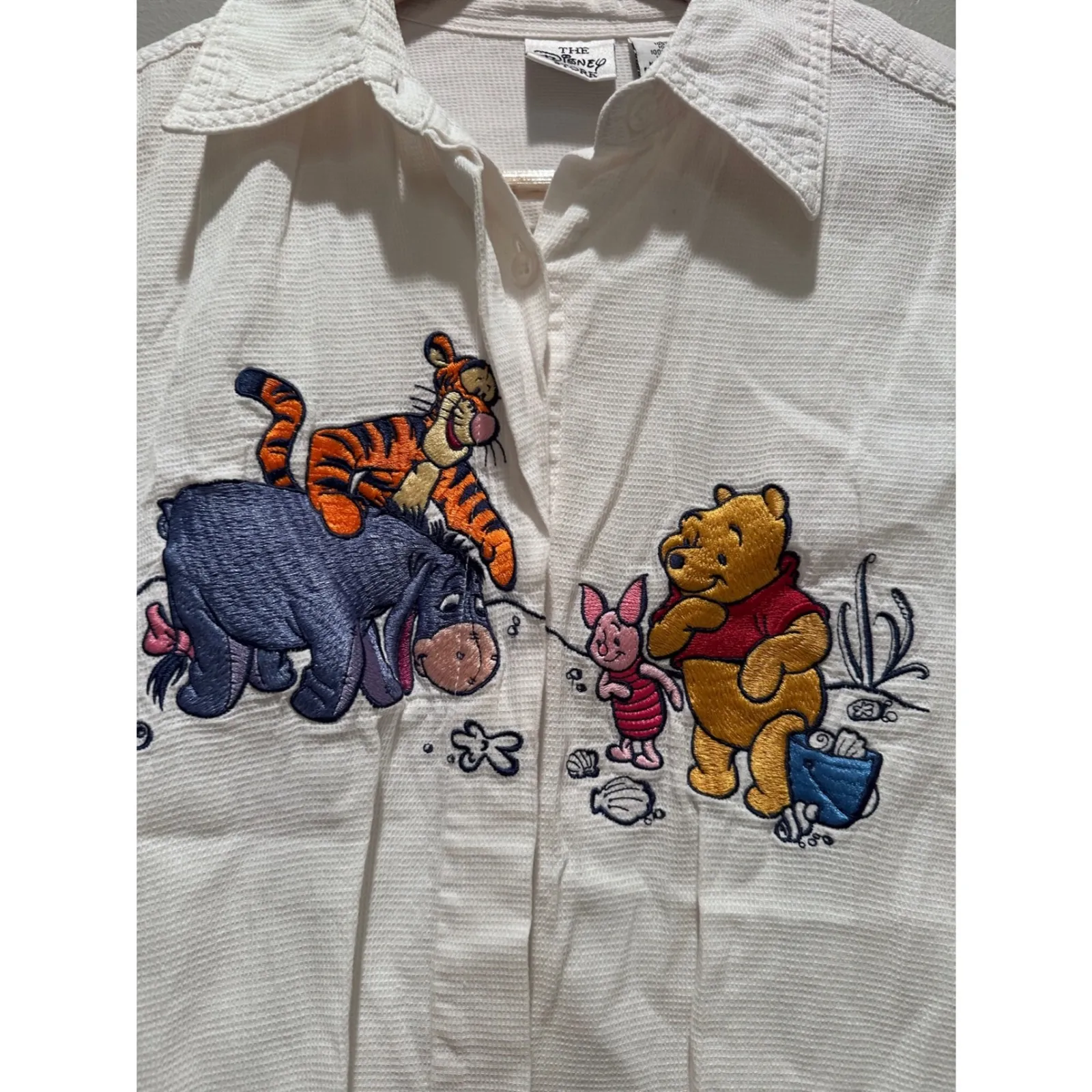 Vintage Disney Winnie the Pooh Cotton Button Up Shirt Size Small Eeyore Piglet - Image 3