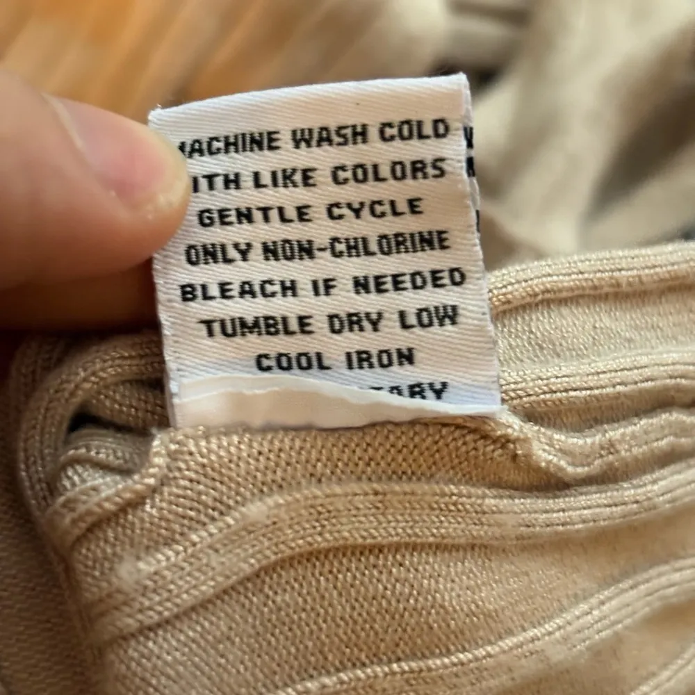 525 America revolve beige Ribbed tank top going out festival party small - Image 9