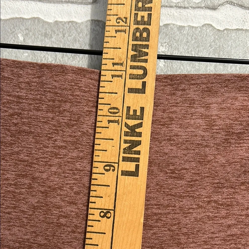 Vuori Clean Elevation Dreamknit Legging Hazelnut Heather Red Women's Excellent - Image 7