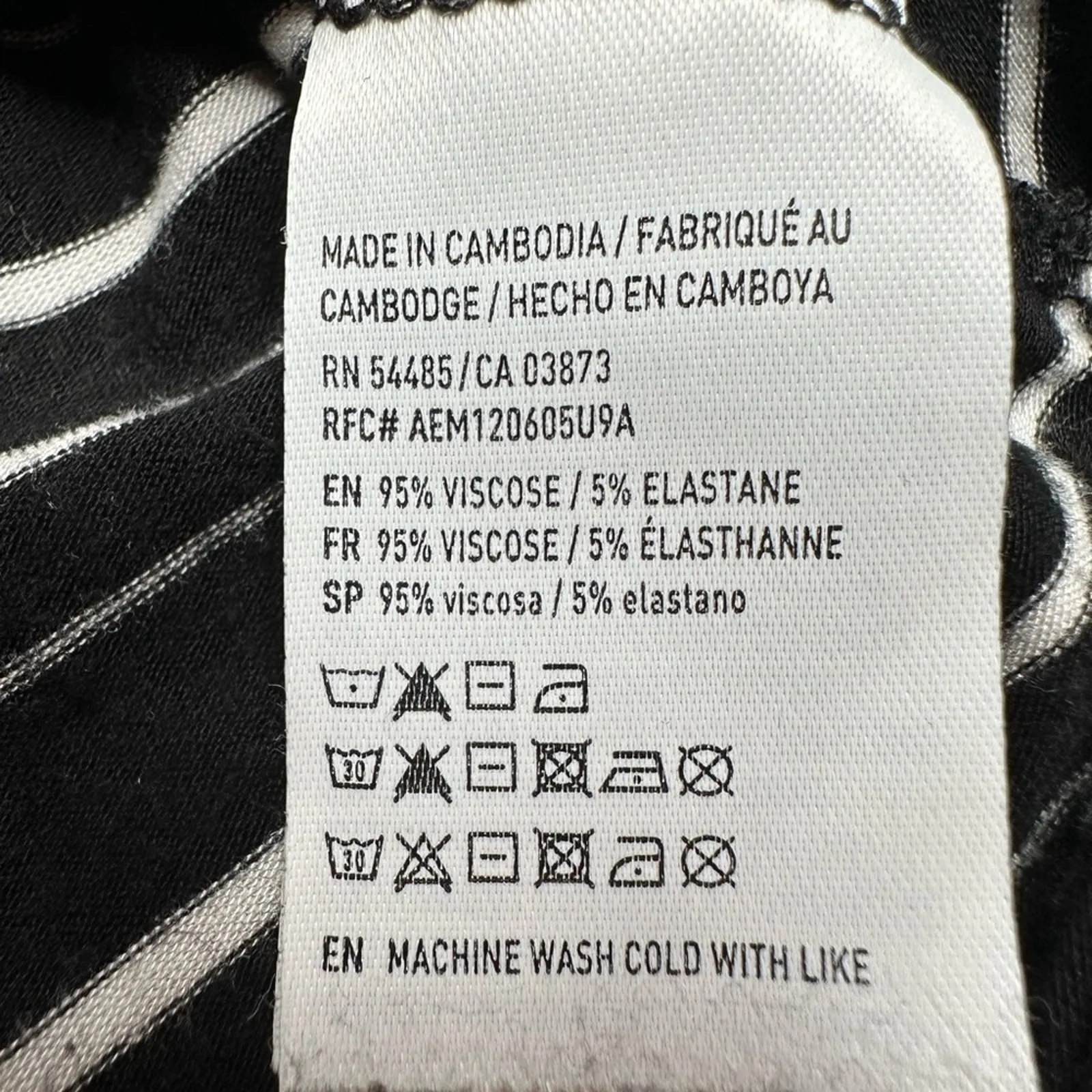 American Eagle Outfitters Black and White Fitted Ribbed Long Sleeve Tee - Image 5