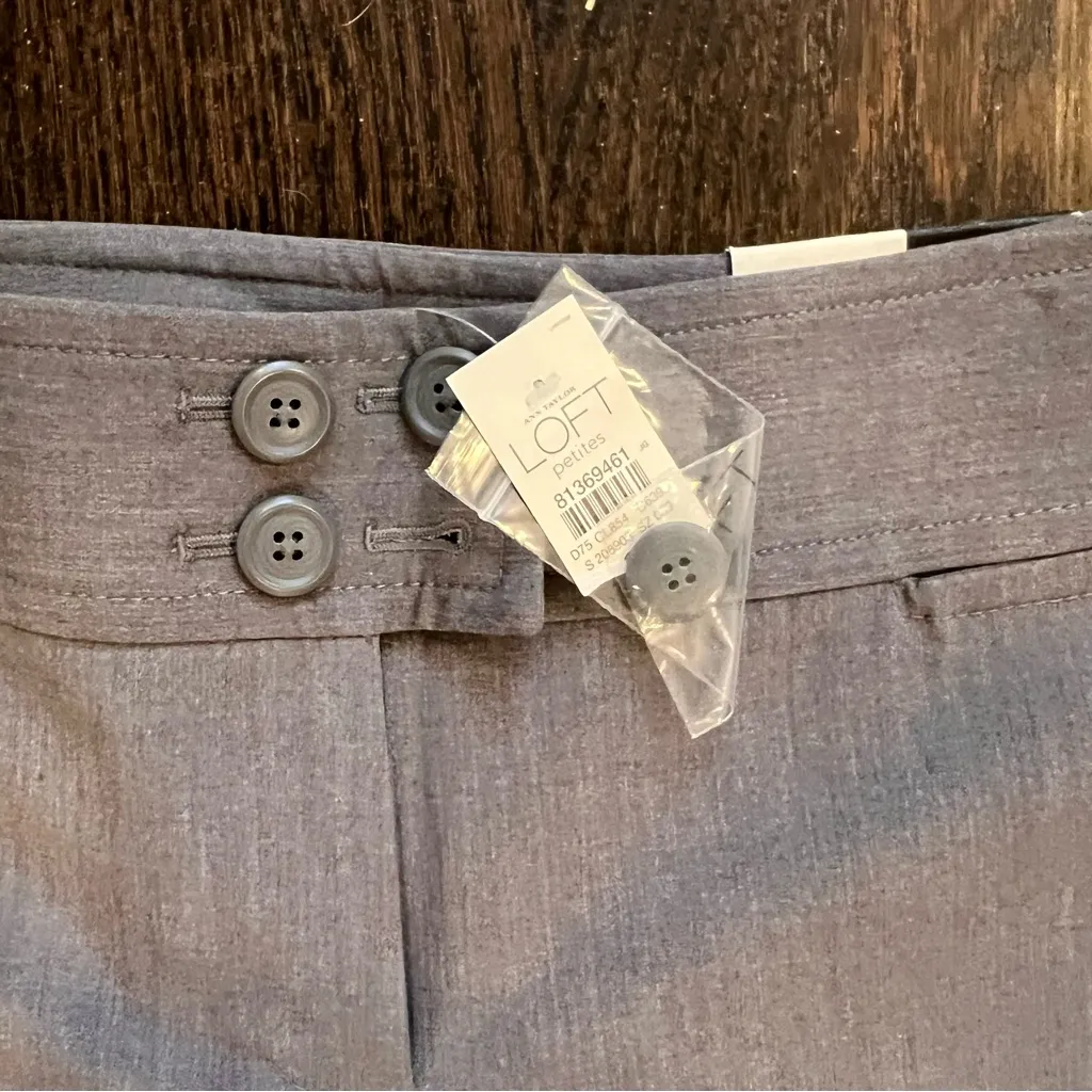 LOFT Wide Legged Cuffed Gray Trousers Size 8P NWT - Image 3