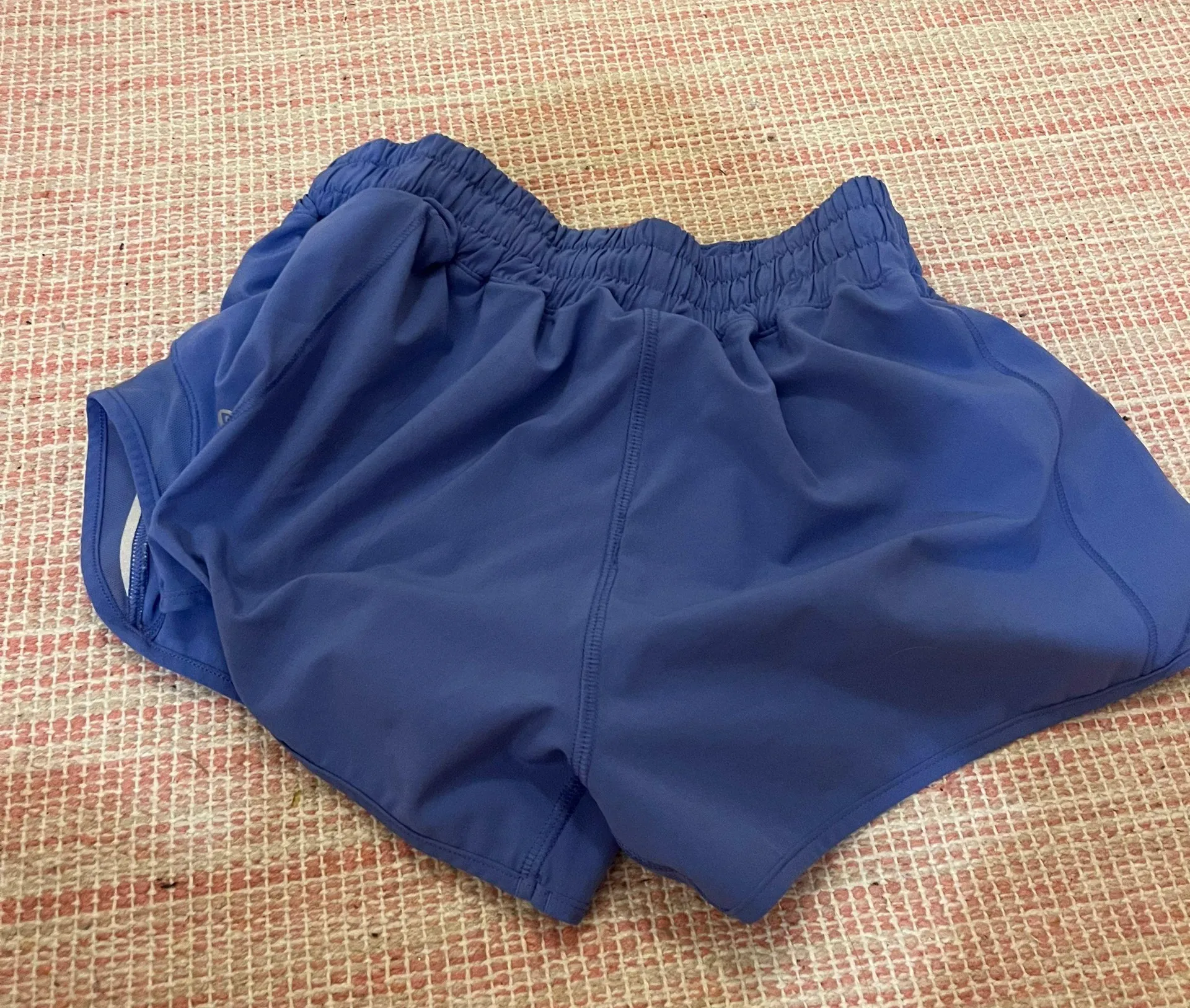 Lululemon Hotty Hot Short 2.5” - Image 2