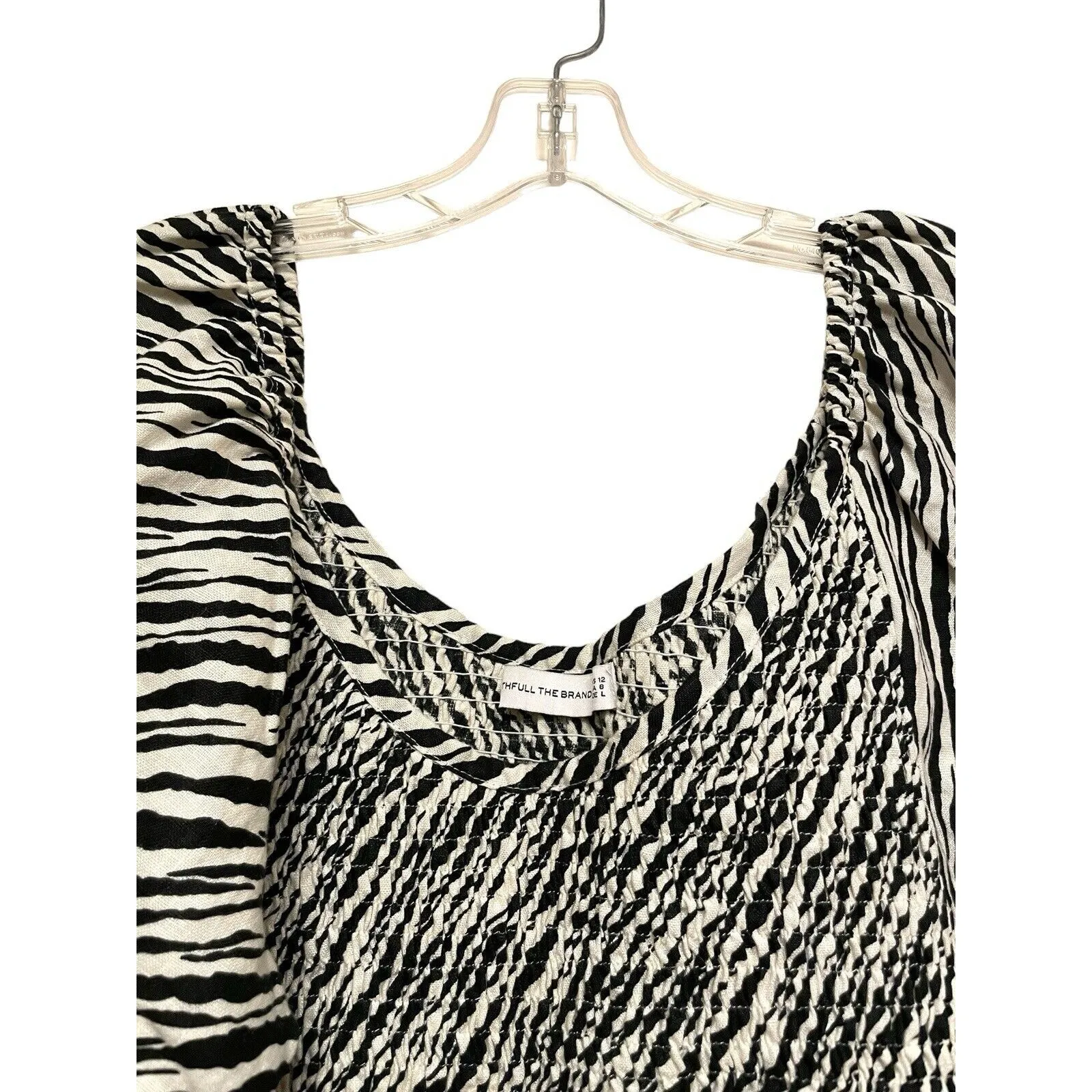 Faithfull The Brand Tani Smocked Linen Blouse Size 8 Zebra Puff‎ Sleeve Ruffle - Image 4