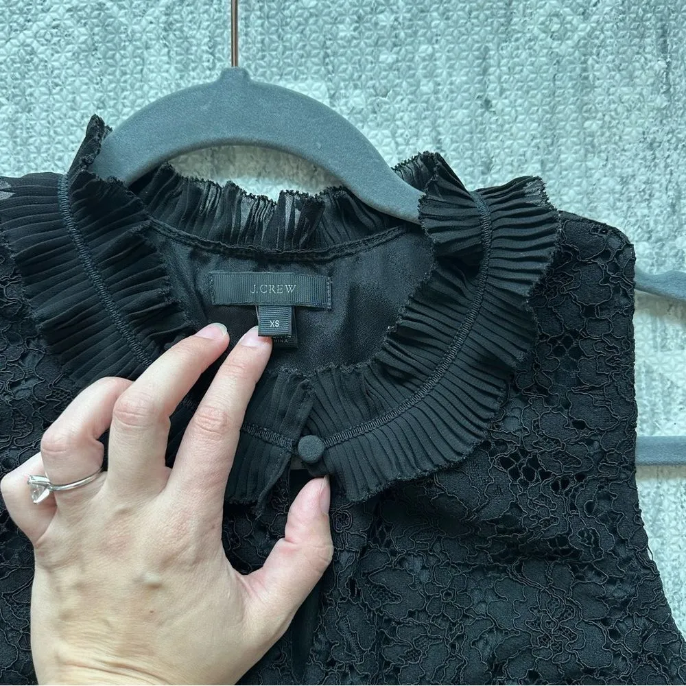 BUNDLE of (2) XS Women’s Work Wear for Office Sleeveless Tops Banana J Crew - Image 6