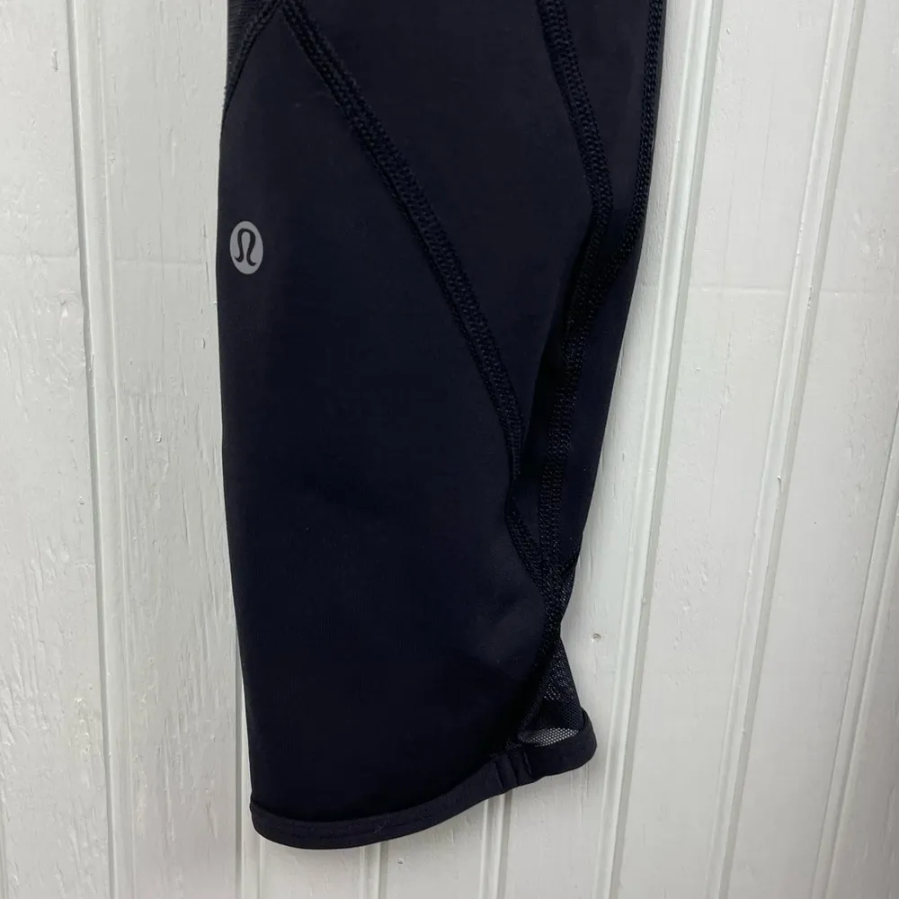 Lululemon All Meshed Up 7/8 Tight in Black Size 8 Athletic Running Leggings Mesh - Image 9