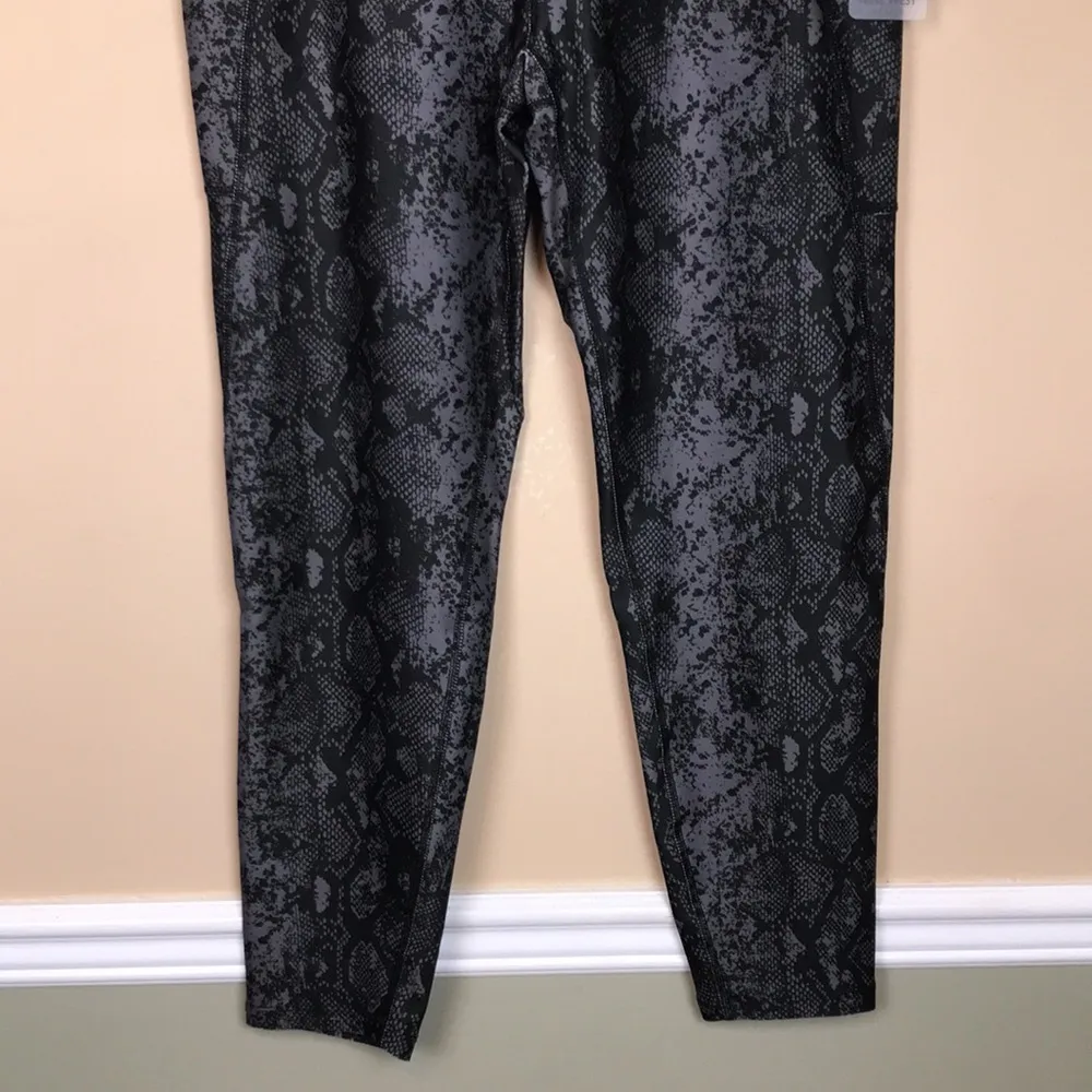 NWT Nine West Active Women’s Snakeskin Reptile Animal Print Athletic Leggings - Image 3