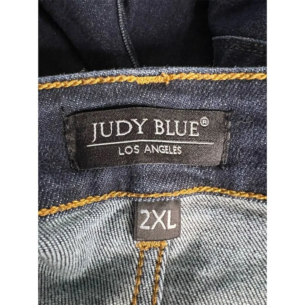 Judy Blue Women's Plus 2XL Dark Denim Distressed Raw Hem Shorts - Image 6