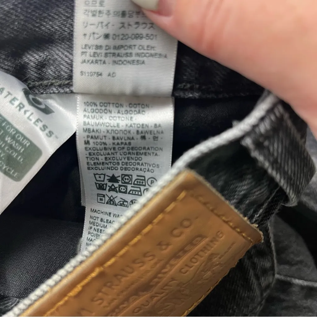 Levi’s Premium‎ Baggy Dad Jean Womens Size 25 Faded Black Denim Zipper Pockets - Image 6