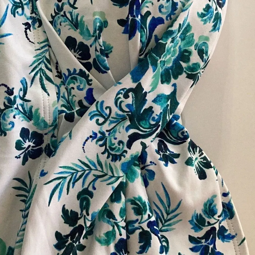 New. Tommy Bahama blue print swimsuit. MSRP $119.  Size 4 - Image 5