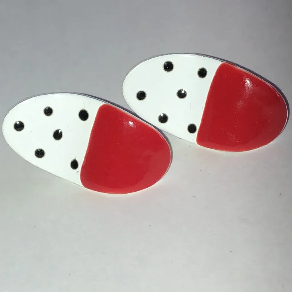 Red and White Wavy Vintage Retro Polka Dot Earrings - Image 3