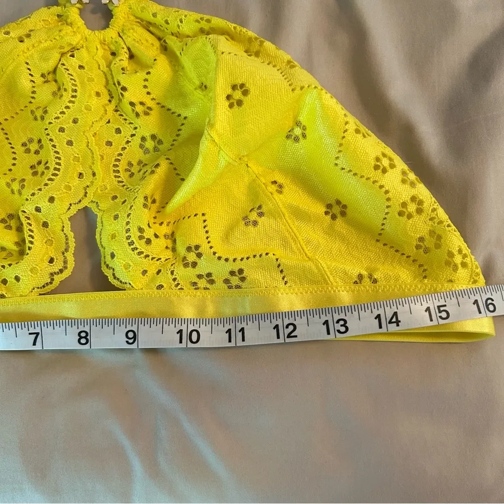 Savage X Fenty Women's Size 1X Bombshell Broderie Lace Halter Bralette Yellow - Image 10