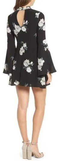 Harper Bell Sleeve Dress - Image 5