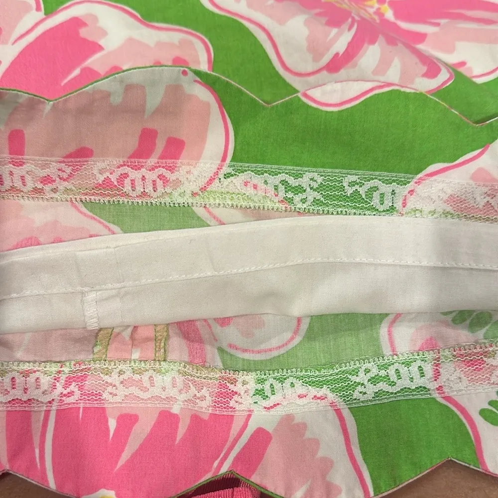 LILLY PULITZER GREEN PINK HIBISCUS FLOWER BUTTERFLY PRINT SCALLOPED SKIRT VTG 12 - Image 4