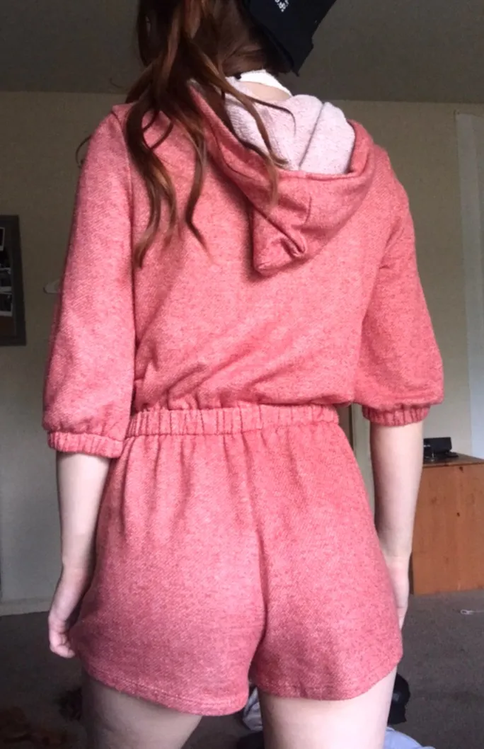 Peachy Lounge Romper Red - Image 3